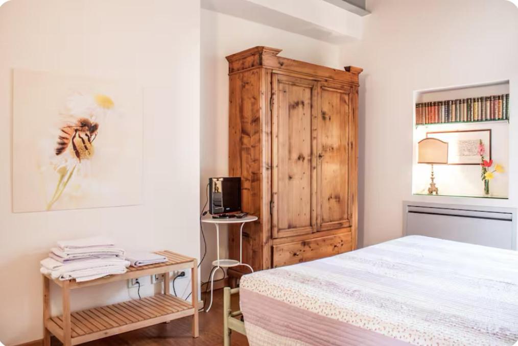מנדלו דל לאריו Alla Torre Del Barbarossa B&B Foresteria מראה חיצוני תמונה